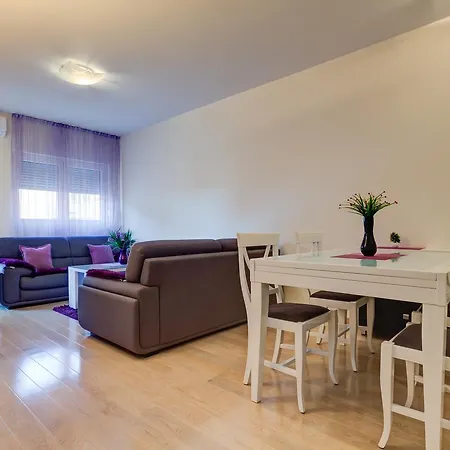 Piano Delta * Podgorica