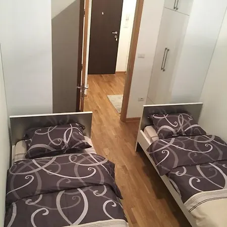 Piano Delta Apartment