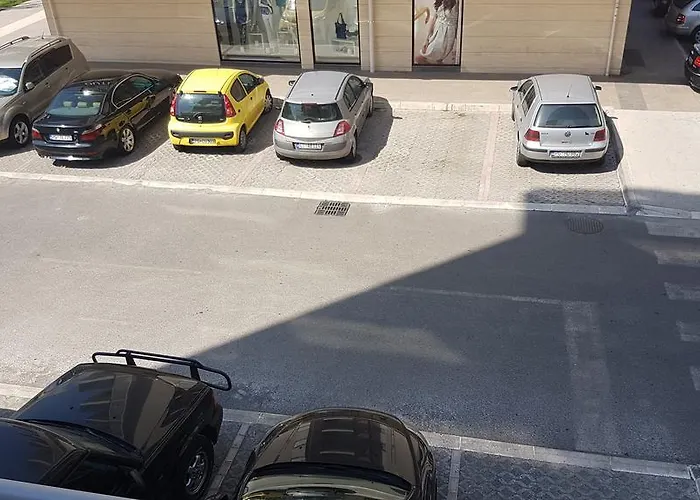 Apartment Piano Delta